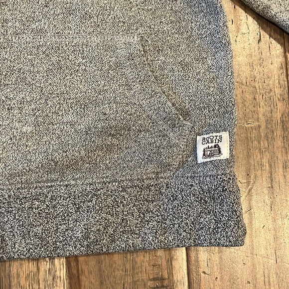 Roots Cabin 1973 Hoodie Size 3T Toddler Boy Girl Heather Gray Red Maple Leaf EUC - Picture 6 of 8